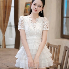 Đầm ngắn ren nhiều tầng cổ V cổ tim viền ren cao cấp sang chảnh đi tiệc thiết kế cao cấp