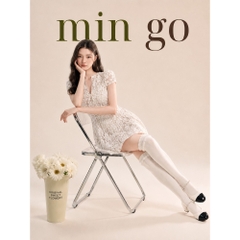Đầm thiết kế ren cổ V dáng ngắn