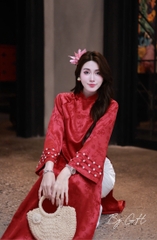 Áo dài gấm tay loe đính hoa quần lưng thun H