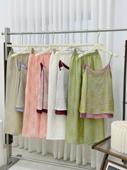 Set đồ lam kiểu 2 dây phối màu đính đá ngọc trai màu trước ngực