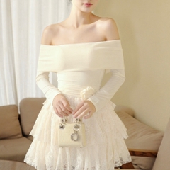 Đầm thiết kế trễ vai tay dài tầng xoè dáng ngắn