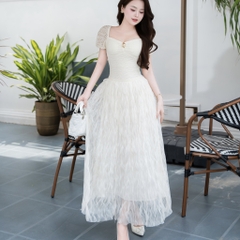 Đầm thiết kế cổ vuông tay ren dáng dài xòe