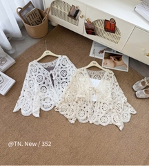Áo kiểu set 2 món khoác ren đi biển