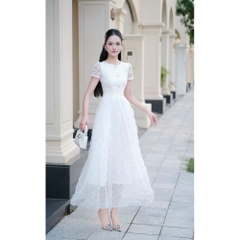 Đầm ren thiết kế cao cấp phối tay ren sang chảnh tầng voan lượn sóng dáng dài trắng kem cổ tròn