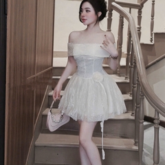 Đầm thiết kế trễ vai hoa eo tùng xoè