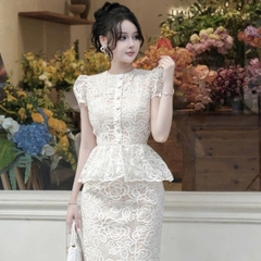 Đầm thiết kế peplum ôm ren body sanh chảnh