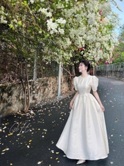 Đầm cổ ngọc đính tay bồng dáng xoè H