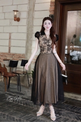 Đầm ren cổ bè tùng lưới H