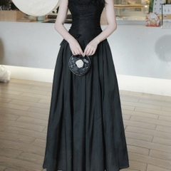 Đầm thiết kế chất ren cổ tròn phối chân tơ tặng hoa 3 màu đen kem trắng