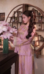 Đồ lam gấm ánh kim nút cài vàng tay áo kim sa