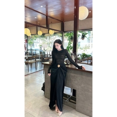 Đầm thiết kế cổ tròn dáng dài ôm body