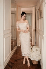 Đầm thiết kế trễ vai full ren ôm body