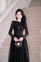 Đầm cổ tròn nơ ngực vòng vàng ren phối voan