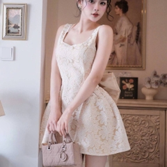 Đầm thiết kế cổ vuông nơ lưng bản lớn