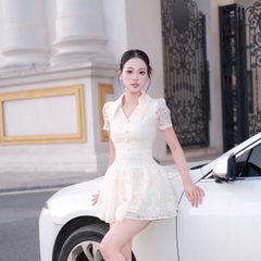 Đầm cổ sơ mi dáng xoè cúc bọc dáng ngắn chất ren đi tiệc cao cấp