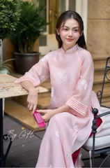 Áo dài truyền thống tay viền thêu hoa