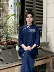 Bộ lam cổ V chéo thêu sen