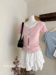 Áo kiểu thun chấm bi phối ren nơ trắng
