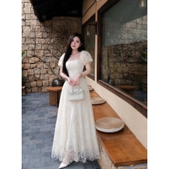 Đầm thiết kế ren tay phồng cổ vuông dáng xoè