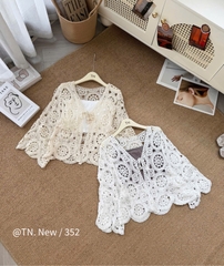 Áo kiểu set 2 món khoác ren đi biển