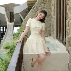 Đầm thiết kế cổ tròn 3 nơ ngực dáng ngắn