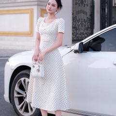 Đầm thiết kế chấm bi đen trắng cổ vuông dáng dài xoè nhẹ sang trọng đi tiệc