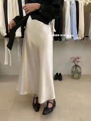 Chân váy lụa dài trơn thun ôm