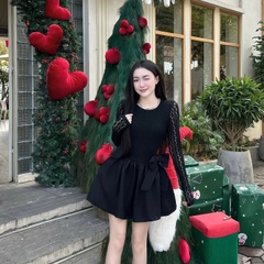 Đầm thiết kế tay dài cổ tròn chân bồng sang chảnh