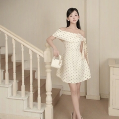 Đầm thiết kế 2 dây trễ vai hoa chấm bi