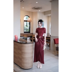 Đầm thiết kế ôm body phối lụa tay ngắn