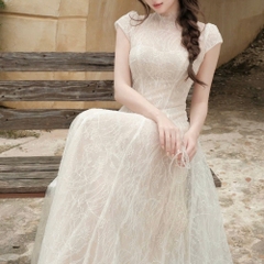 Đầm thiết kế ren cao cổ dáng dài xoè