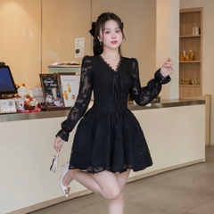 Đầm ren cổ V cúc bọc thiết kế cao cấp