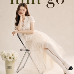 Đầm thiết kế ren hoa ngực cổ V tùng xoè