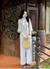 Lam cổ tàu gấm đính nút chéo
