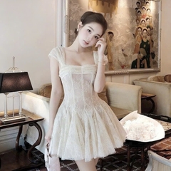 Đầm thiết kế 2 dây ren ngắn tùng xoè
