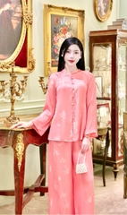 Đồ lam thiên hoa lụa tằm ánh kim