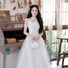 Đầm cổ tròn ren đính nơ to dáng xoè sang chảnh