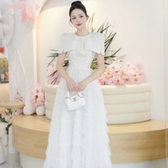 Đầm thiết kế sang trọng ren chân choàng nữ hoàng