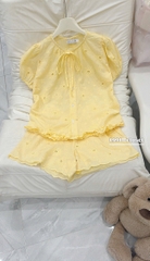 Set áo babydoll cổ bèo vải thêu hoa thắt nơ quần ngắn