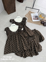 Set kiểu chấm bi babydoll nâu tay cánh tiên nhúng