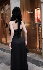 Đầm cột nơ cổ lụa xẻ tà