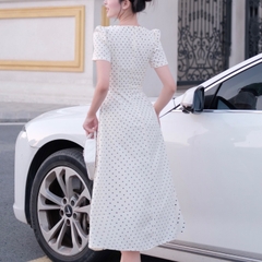 Đầm thiết kế chấm bi đen trắng cổ vuông dáng dài xoè nhẹ sang trọng đi tiệc