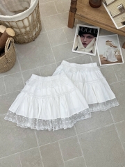 Chân váy ren tầng trắng