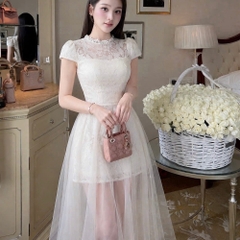 Đầm thiết kế cổ tròn đính đá phối voan xoè