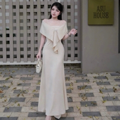 Đầm thiết kế lụa khoăn choàng đính đá