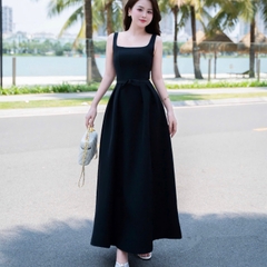 Đầm thiết kế 2 dây cổ vuông dáng dài