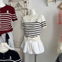Áo kiểu len thêu gấu đứng tay ngắn