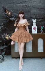 Đầm trễ vai tùng xòe
