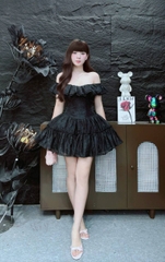 Đầm trễ vai tùng xòe