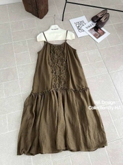 Đầm 2 dây bèo trước ngực dáng dài
